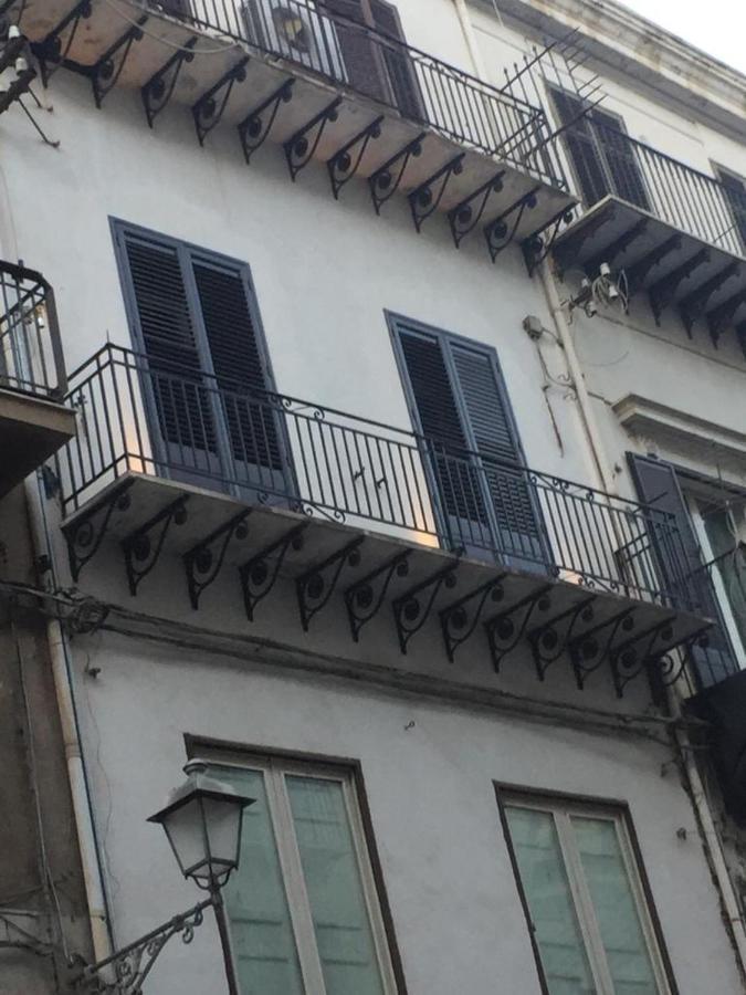 Casa Queda Apartment Палермо Екстериор снимка